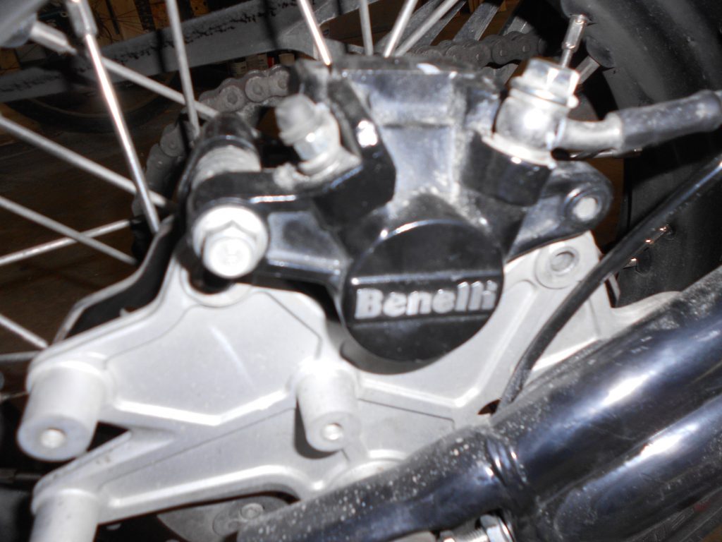 Cambio pastillas traseras Benelli TRK 502 X